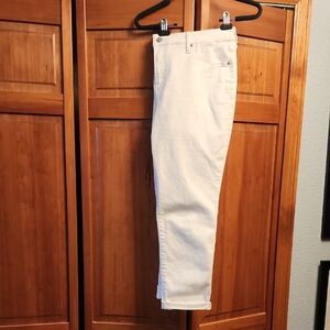 Chico's Cream Girlfriend Slim Leg Ankle Pants